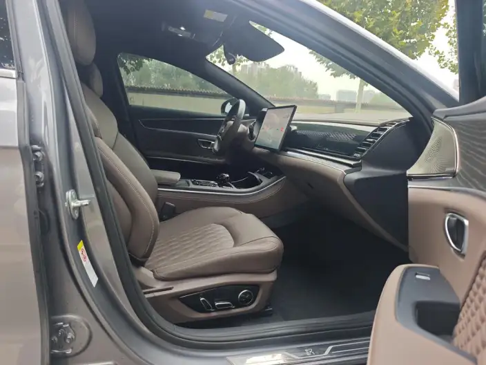 BYD Han DM 2022 Model DM-i 121KM Exclusive Model – фото 9