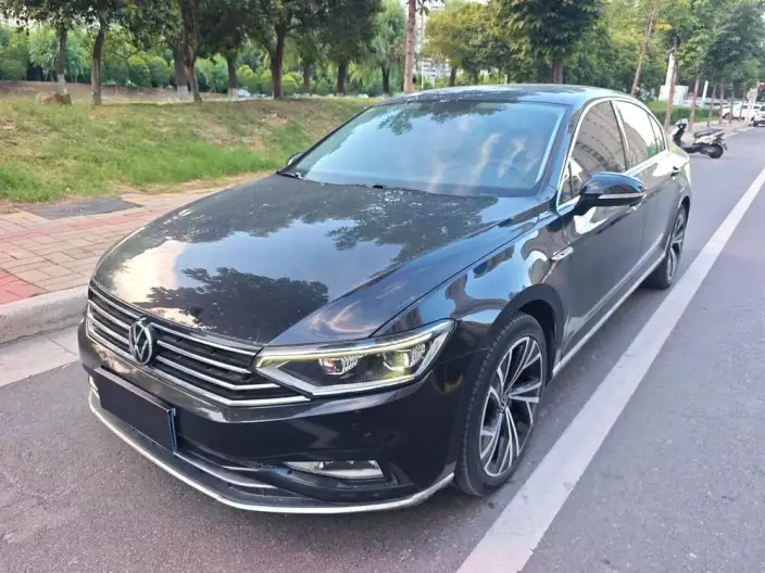 Volkswagen Magotan 2020 Model 330TSI DSG Luxury Model