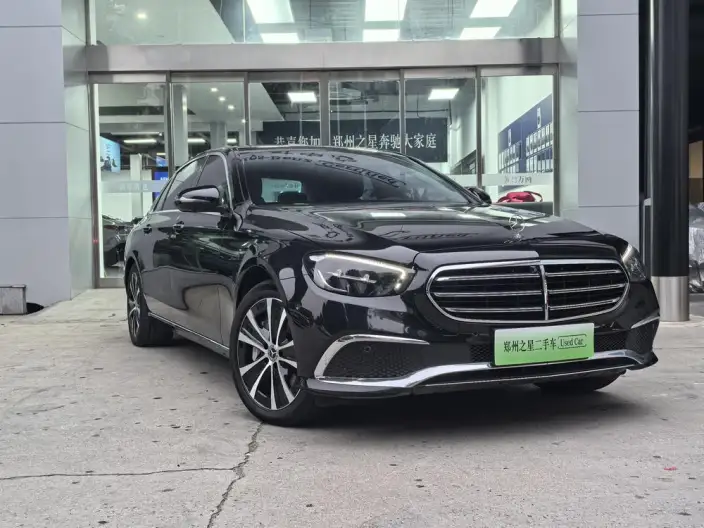 Mercedes-Benz E-Class PHEV 2022 Model Facelift E 350 e L sedan – фото 3