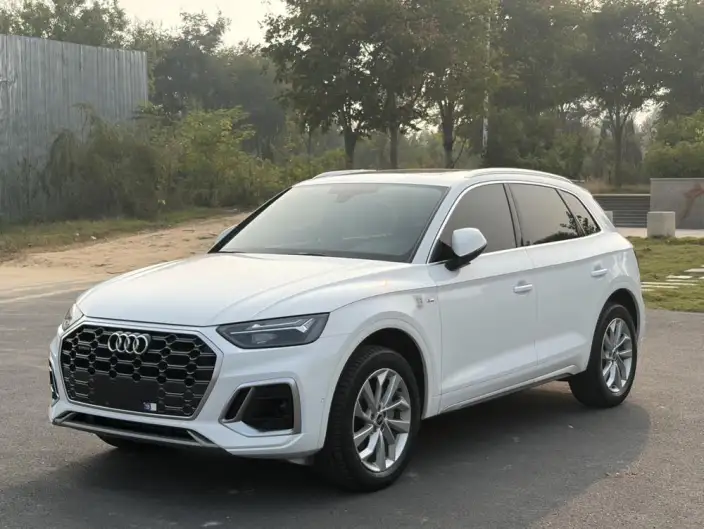 Audi Q5L 2022 Model Facelift 40T Luxury Dynamic Model