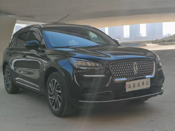 Lincoln Corsair 2022 Model 2.0T 2WD MONO Limited edition – фото 3