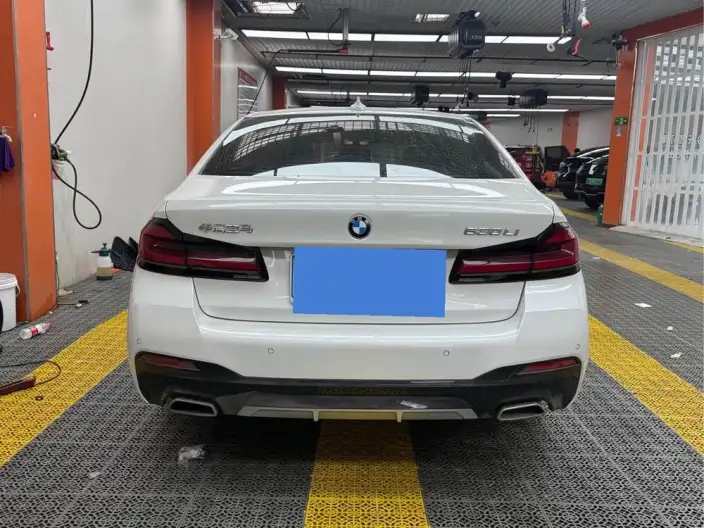 BMW 5 Series 2023 Model 530Li Leading Model M Sports Set – фото 3