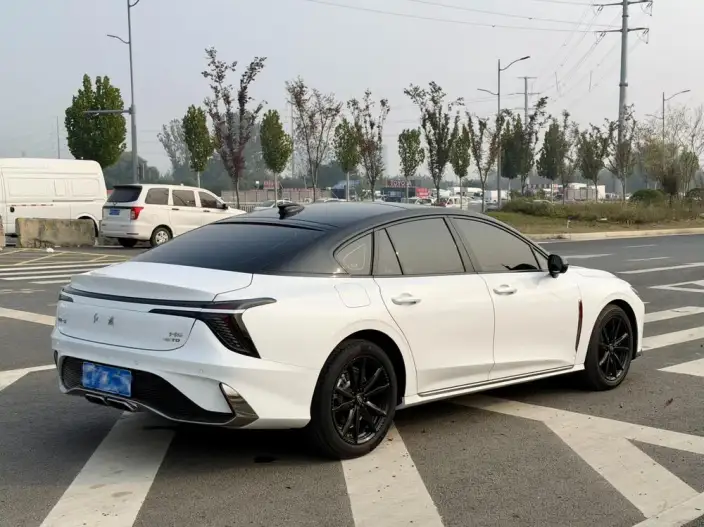 HONGQI H6 2024 Model 2.0T Zhishang Edition – фото 5