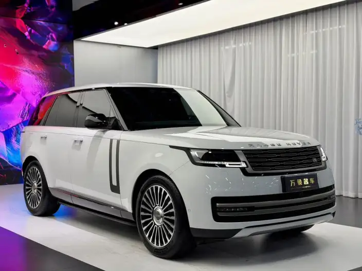 Range Rover 2023 Model 3.0 L6 360PS Shengshi Edition