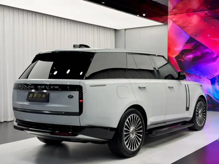 Range Rover 2023 Model 3.0 L6 360PS Shengshi Edition – фото 6