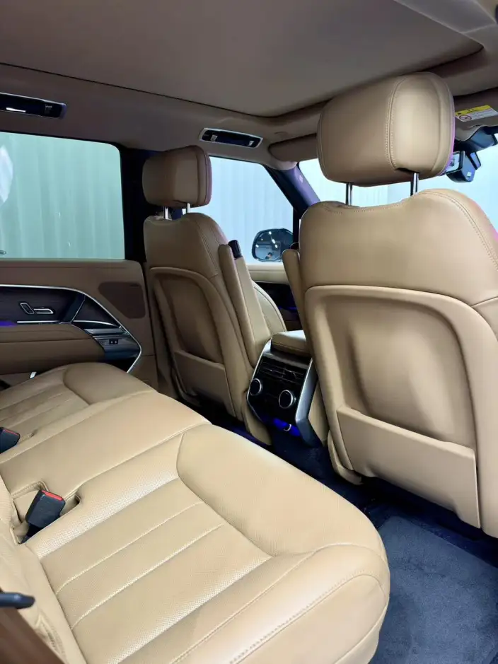 Range Rover 2023 Model 3.0 L6 360PS Shengshi Edition – фото 7
