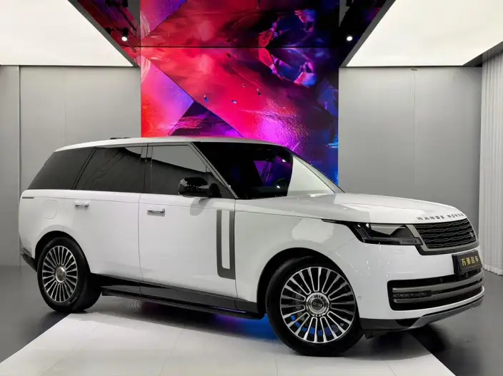 Range Rover 2023 Model 3.0 L6 360PS Shengshi Edition – фото 9