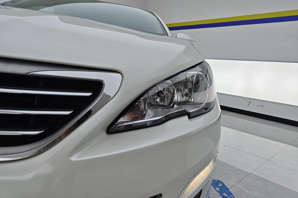 Peugeot 408 2015 1.2T Automatic Luxury – фото 5