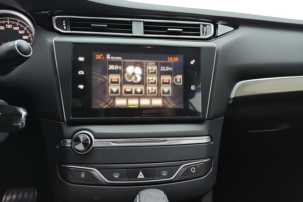 Peugeot 408 2015 1.2T Automatic Luxury – фото 13