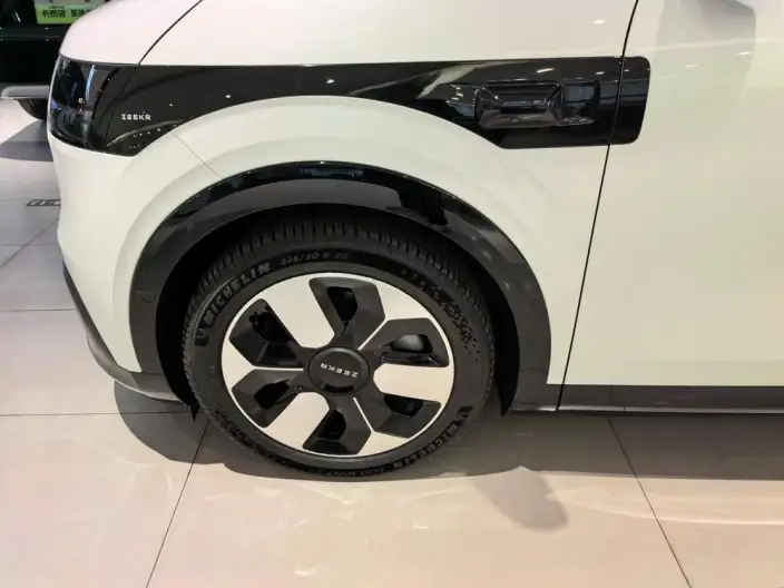 ZEEKR MIX 2025 Model 76kWh Smart Driving Edition