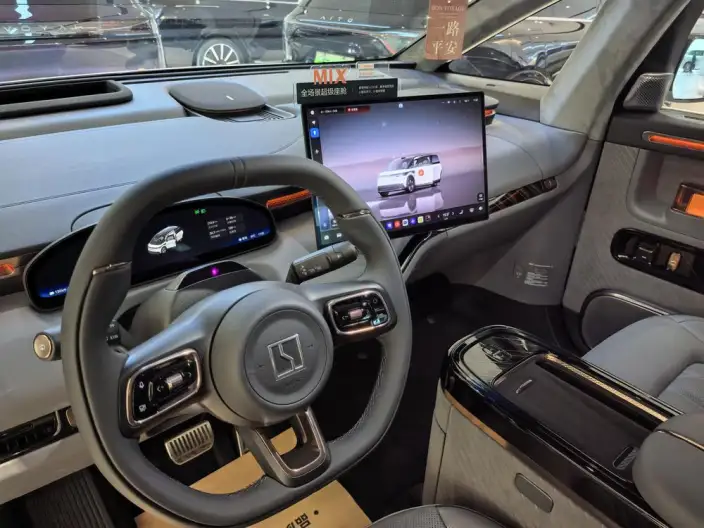 ZEEKR MIX 2025 Model 76kWh Smart Driving Edition – фото 8