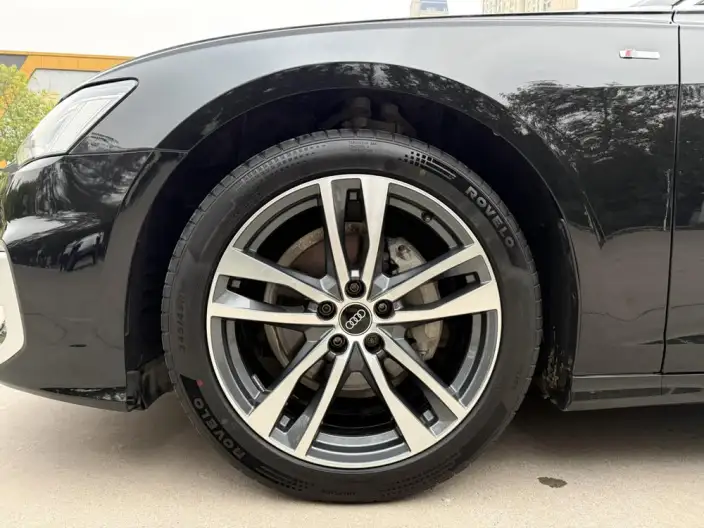 Audi A6L 2023 Model 40 TFSI Luxury Dynamic Model – фото 9