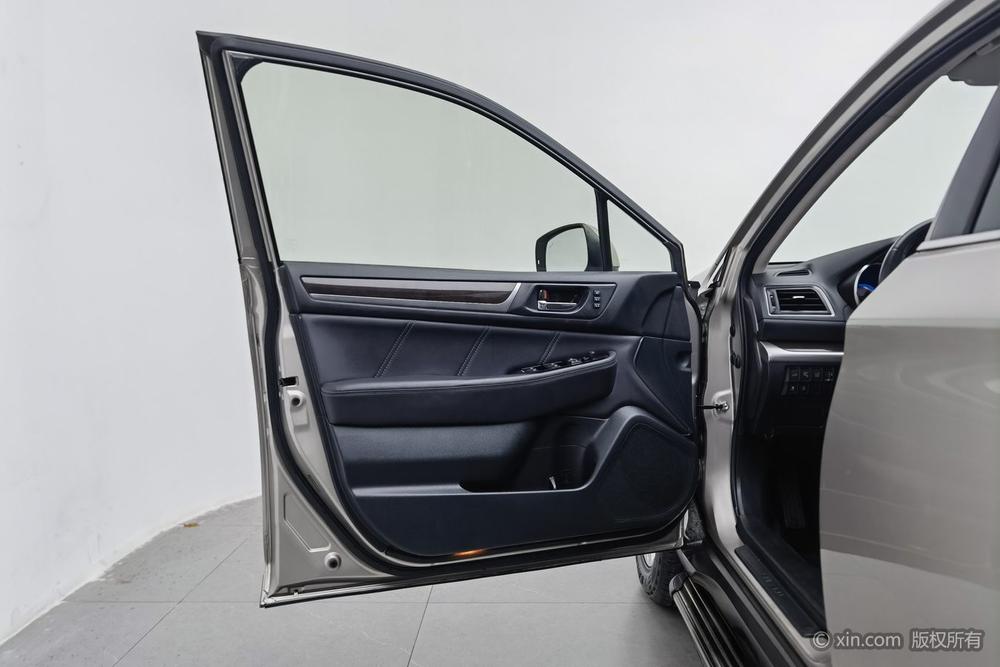 Subaru Outback 2016 модификация 2.5i Luxury Навигация Edition – фото 21