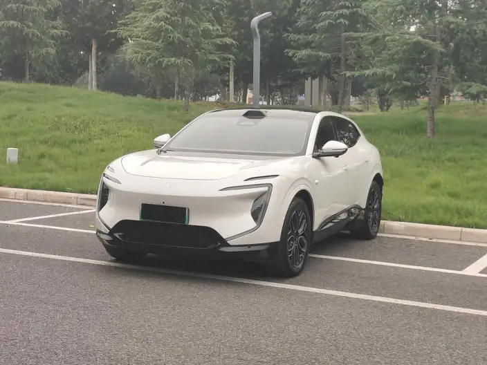 Avatr 07 2026 Model Ultra 4WD EV Edition – фото 1