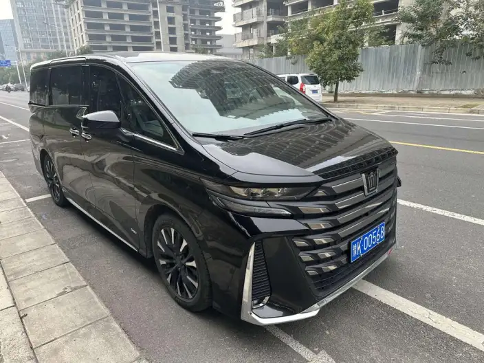 Vellfire 2023 Model Toyota Crown 2.5L Intelligent Hybrid 4WD Supreme Executive Edition