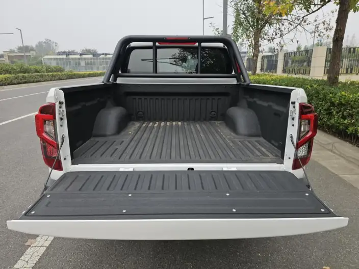 Navarra 2026 Model 2.3T Diesel Automatic 4WD Standard box Comfort Model – фото 9