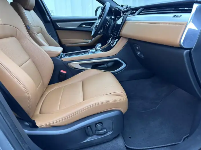 Jaguar F-PACE 2024 Model P250 R-Dynamic SE – фото 7