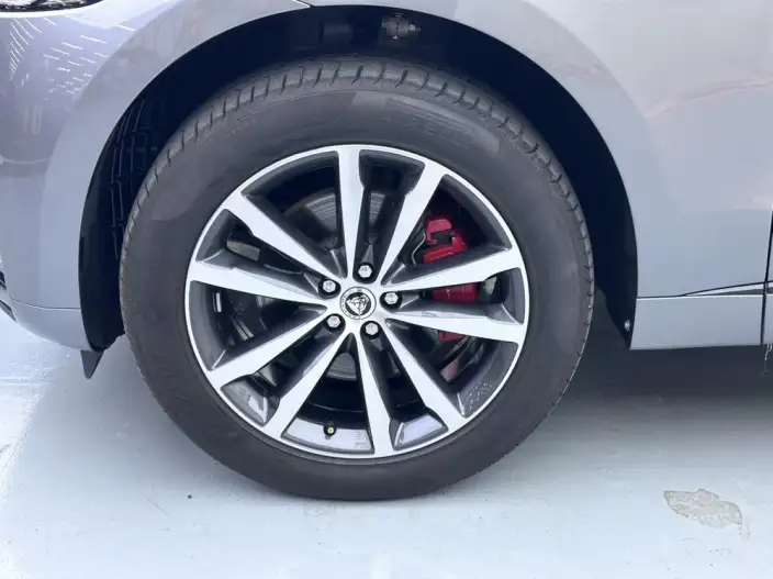 Jaguar F-PACE 2024 Model P250 R-Dynamic SE – фото 9