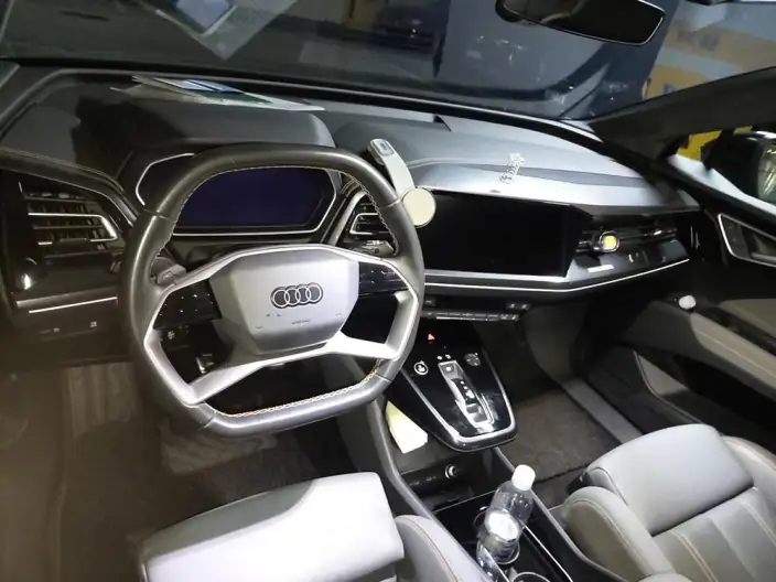 Audi Q4 e-tron 2023 Model 40 e-tron Genesis Edition – фото 5