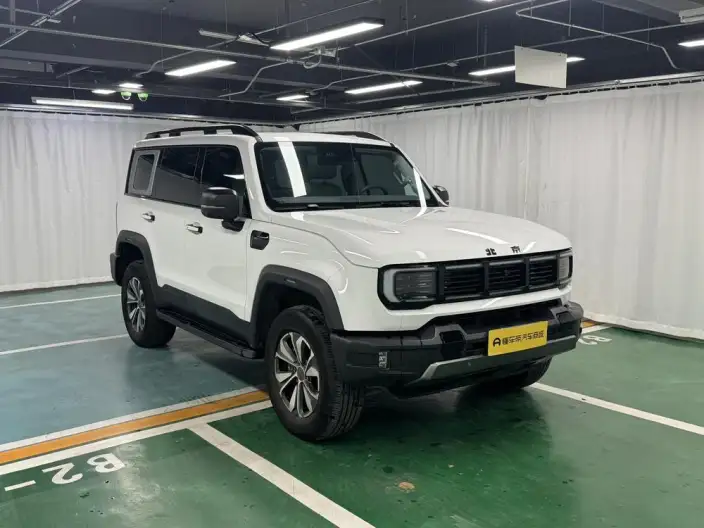 BAIC BJ40 2024 Model City Hunter Edition 2.0T Automatic 4WD Supreme Model