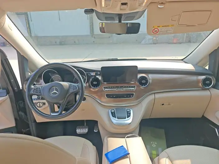 Mercedes-Benz V-Class 2021 Model V 260 L Long wheelbase Premium Edition – фото 5