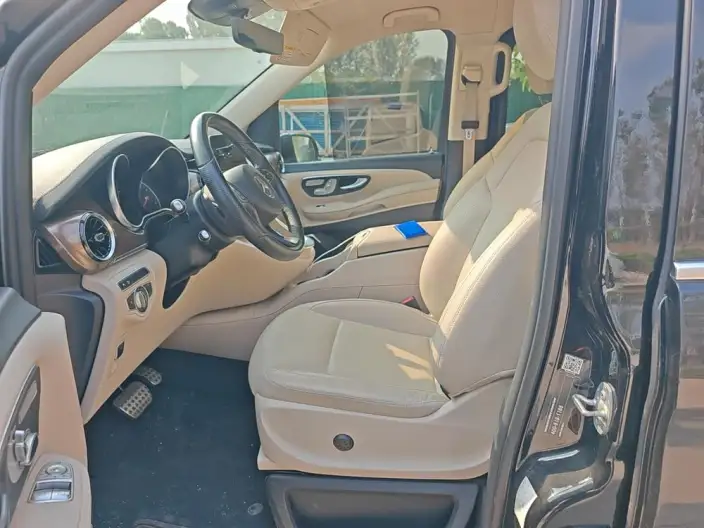Mercedes-Benz V-Class 2021 Model V 260 L Long wheelbase Premium Edition – фото 10