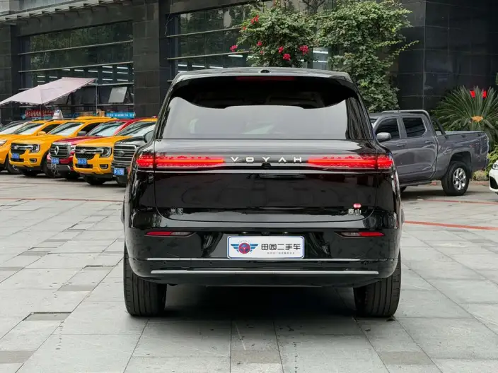 Voyah Taishan P HEV 2026 Model Max+ Edition – фото 5