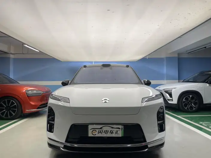NIO ES8 2026 Model VII seat Executive Deluxe Edition – фото 2