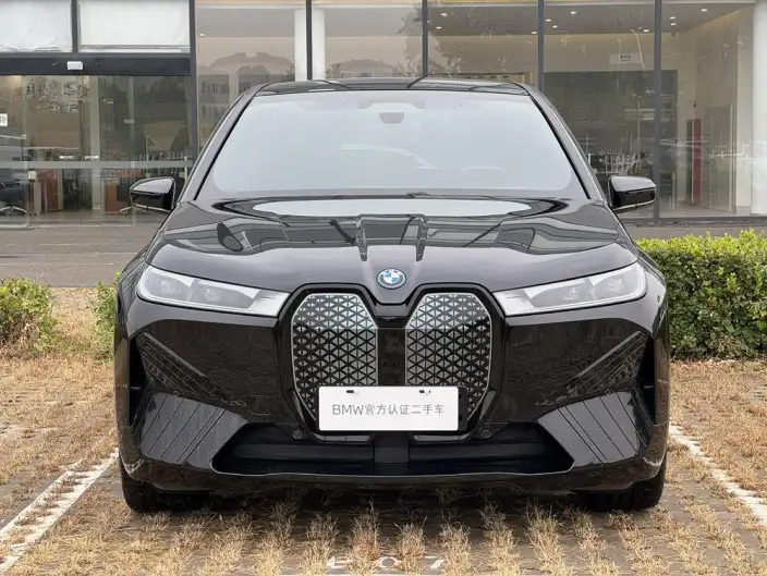 BMW iX 2022 Model xDrive40 – фото 2