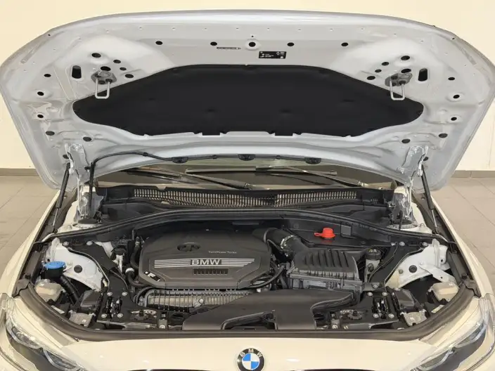 BMW 1 Series 2023 Model 125i M Sports Night Edition – фото 6