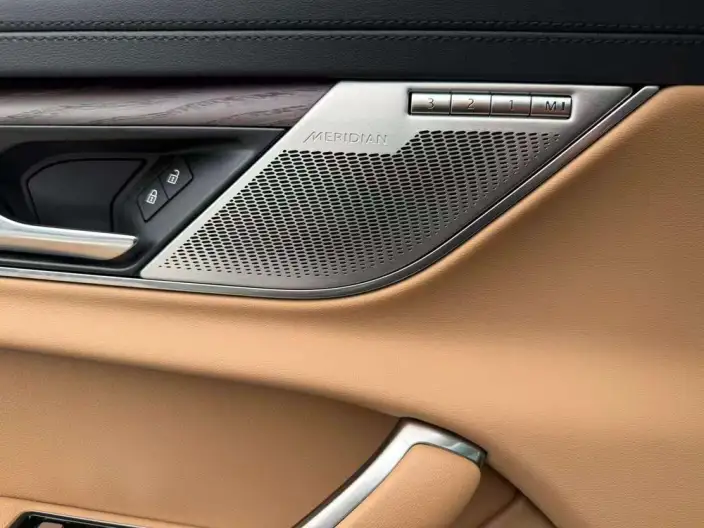 Jaguar XFL 2025 Model 2.0T P250 2WD Exclusive Deluxe Edition – фото 7