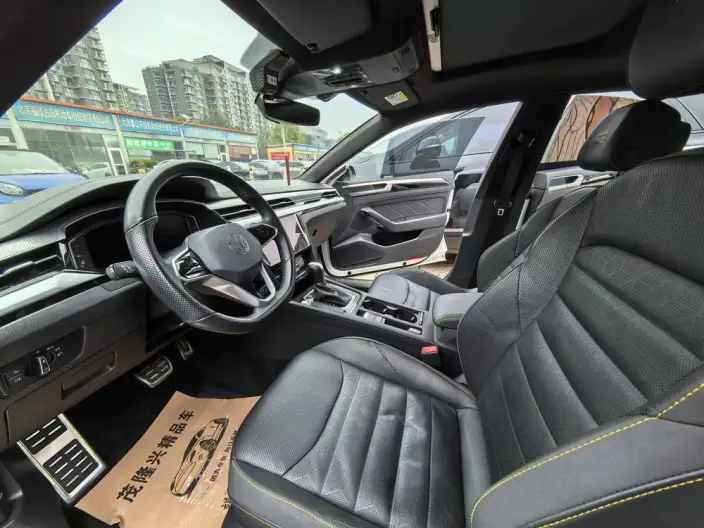 Volkswagen CC 2023 Model 380TSI Eye-catching version – фото 7
