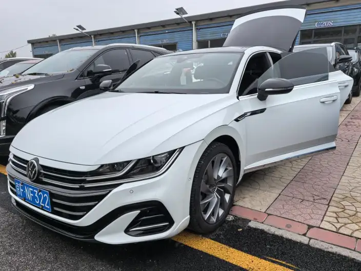 Volkswagen CC 2023 Model 380TSI Eye-catching version – фото 8