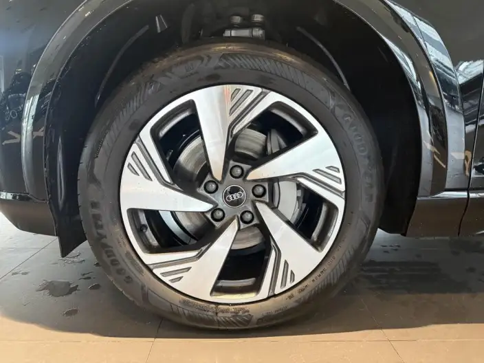 AUDI Q6L e-tron 2026 Model Ultra-long Endurance – фото 10