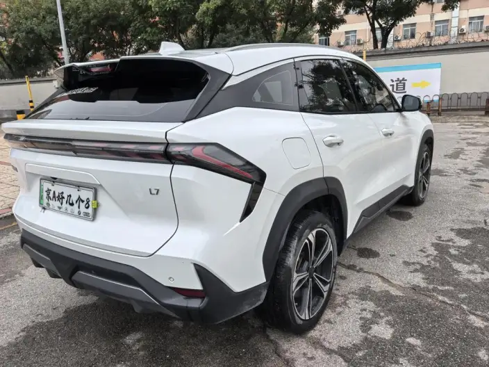 Geely Galaxy L7 2023 Model 1.5T DHT 115km Galaxy – фото 6