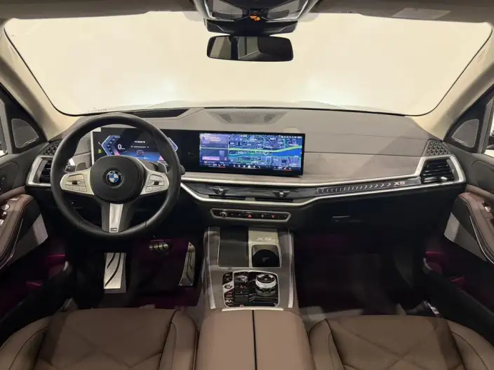 BMW X5 2025 Model xDrive30Li Exclusive Model M Sports Night Set – фото 9