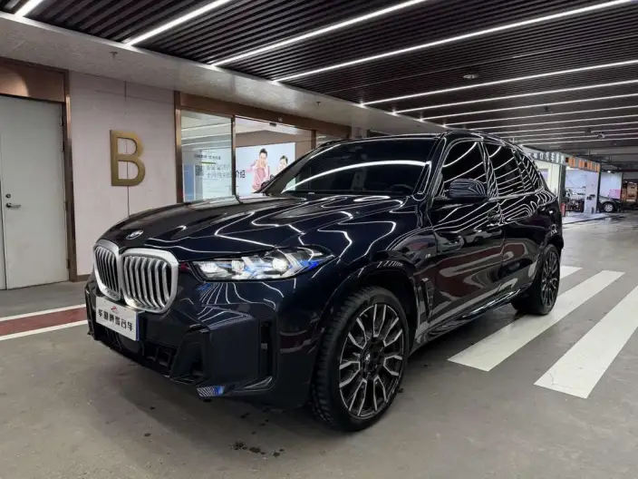 BMW X5 2023 Model xDrive40Li M Sports Set