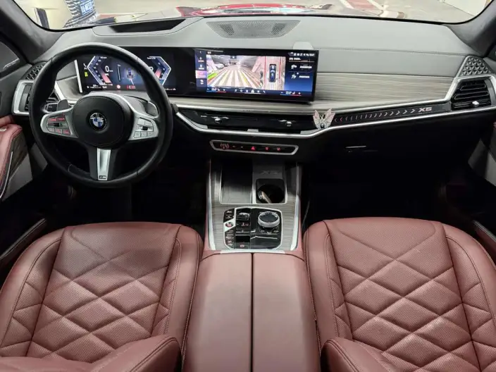 BMW X5 2023 Model xDrive40Li M Sports Set – фото 9