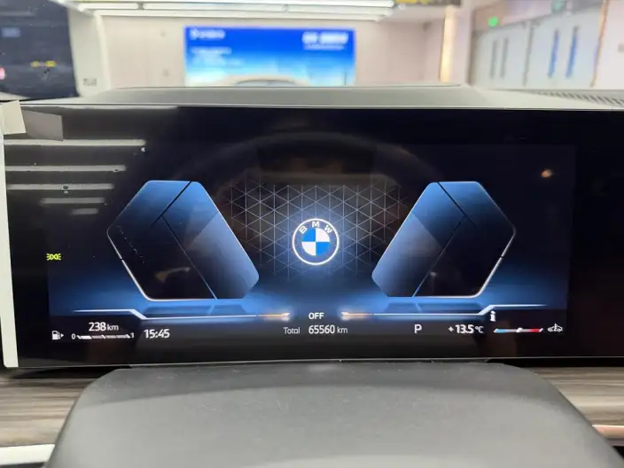BMW X5 2023 Model xDrive40Li M Sports Set – фото 10