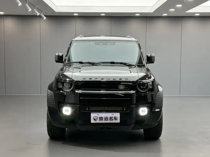 Land Rover Defender 2025 Model 110 3.0T P400 HSE X-Dynamic