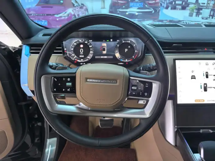 Range Rover 2026 Model 3.0 L6 400PS SE Long axis Edition – фото 7
