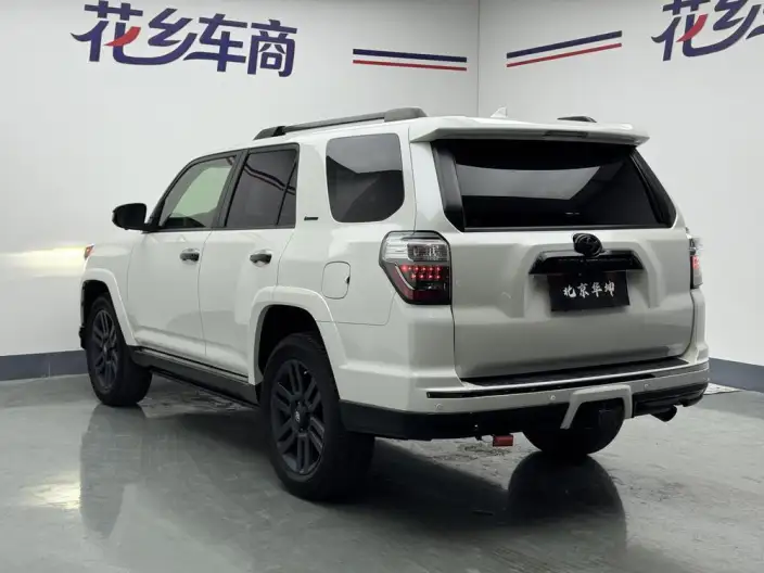 4Runner 2021 Model 4.0L Automatic 4WD 7 seat Parallel Imported – фото 4
