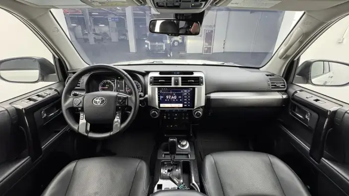 4Runner 2021 Model 4.0L Automatic 4WD 7 seat Parallel Imported – фото 9