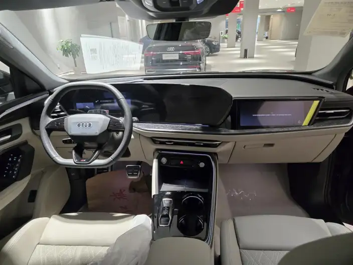 Audi Q5L 2026 Model 2.0T Smart Hybrid Exclusive Model – фото 9