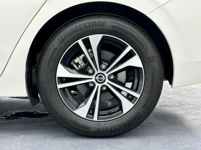 Nissan Sylphy 2022 Model 1.6L XL CVT Yuexiang Edition – фото 9