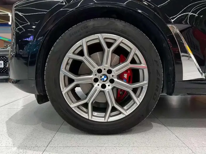 BMW X7 2023 Model xDrive40i Exclusive Model Luxury Set – фото 7