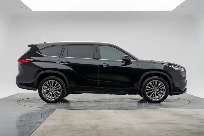 Toyota Highlander 2022 Model 380T 4WD Premium Edition 7 seat – фото 8