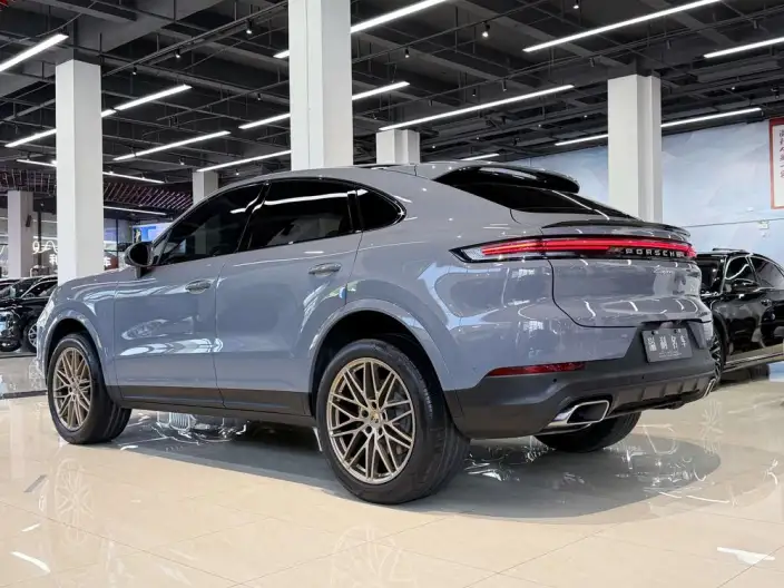 Cayenne Coupé 2024 Model Cayenne Coupé 3.0T