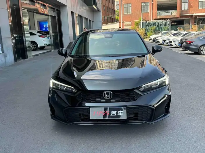 Honda Civic 2025 Model 240TURBO CVT Smart Fun Plus