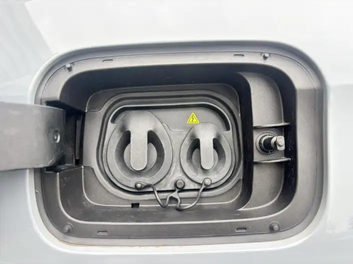 Geely Galaxy L6 2025 Model 1.5 EM-i DHT 140KM Galaxy Edition – фото 8